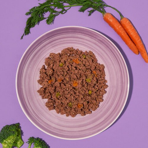 plato Amanova Brilliant Beef & Chicken servido