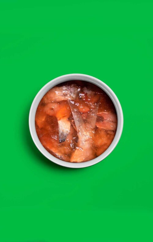 contenido abierto de la lata amanova sardinas y gambas