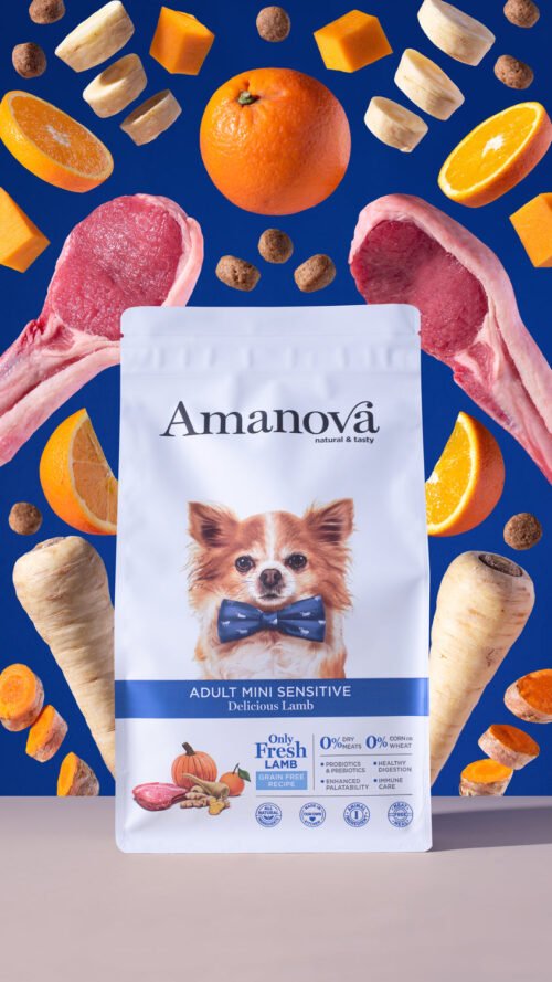 Producto Amanova Adult Mini Sensitive Delicious Lamb con ingredientes flotantes