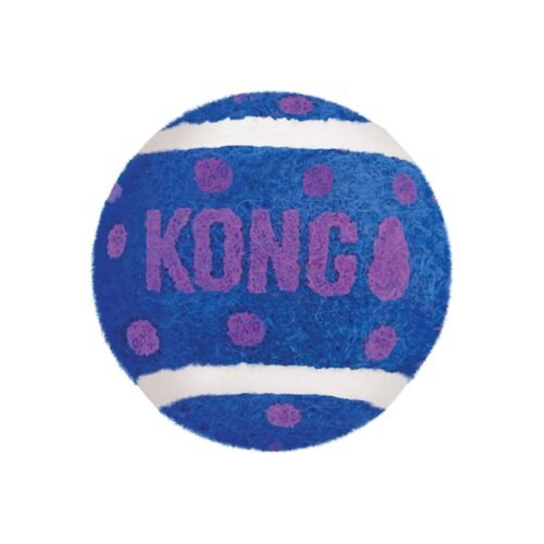 Primer plano de una pelota azul KONG Cat Active Tennis Balls with Bells con fieltro suave y campana