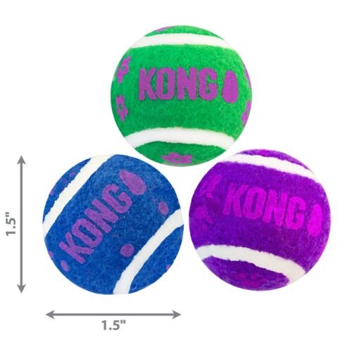 Medidas de 1.5 pulgadas de las pelotas KONG Cat Active Tennis Balls with Bells en colores verde, azul y violeta
